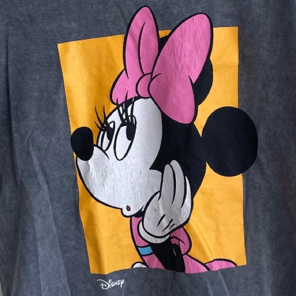 ZARA - Mickey & Friends- Minnie Mouse grey graphic tee. - Picture 3 of 3